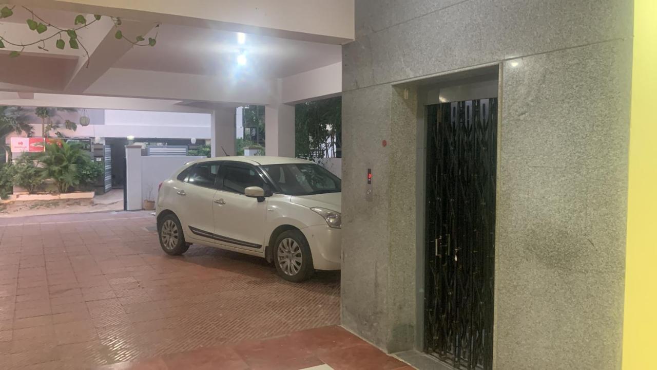 Homewood Suites Hyderabad Exteriör bild